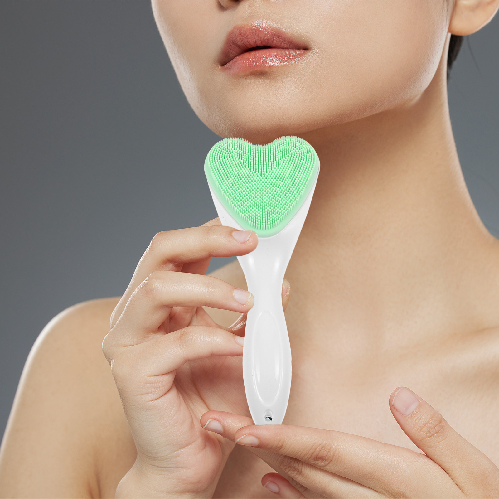 Brosse nettoyante pour le visa - Silicone Face Scrubber Electric avis et prix